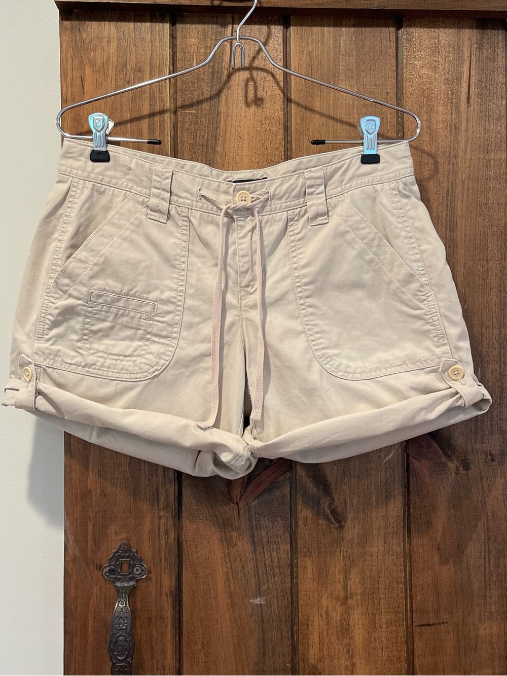 Tommy Hilfiger Khaki Roll Tab Utility Pocket Logo Shorts Preppy Classic 2000's 4